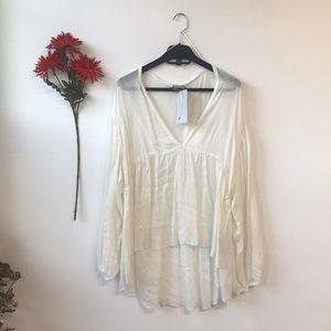 NWT ZARA Light Longsleeve Off White Blouse